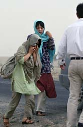 Två av de sydkoreaner som suttit fångna hos talibaner släpptes i måndags. Foto: Musadeq Sadeq/AP