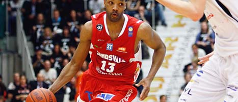 Sundsvall Dragons vann mot Norrköping Dolphins. Foto: Stefan Jerrevång/Scanpix