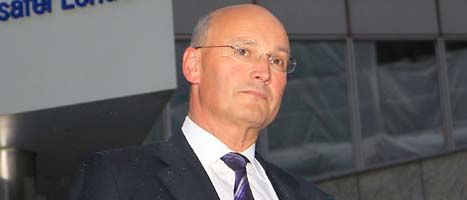 Polischefen Paul Stephenson tvingas sluta sitt jobb. Foto: Sang Tan/Scanpix