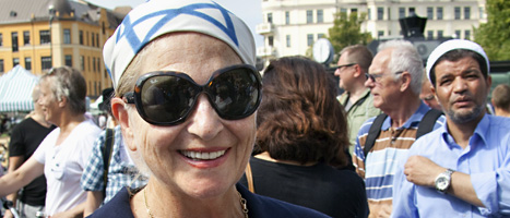 Orit Dahlgren var en av de hundra som gick protest-vandringen i Malmö. FOTO: Drago Prulovic/SCANPIX