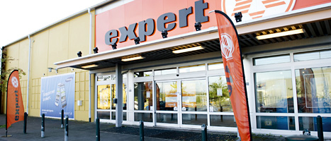 Butikskedjan Expert tvingas stänga sina butiker. Foto: Fredrik Sandberg/Scanpix