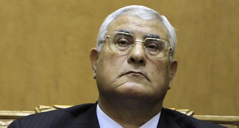 Adli mansour ska styra Egypten tills det har varit ett nytt val i landet. Foto: Amr Nabil/Scanpix.