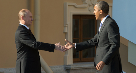 USAs president Obama skakar hand med Rysslands president Putin.
Foto: Martinez Monsivais/Scanpix.