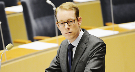 Tobias Billström är regeringen migrationsminister. Nu ska hans aktieaffärer undersökas. Foto: Henrik Montgomery/Scanpix.