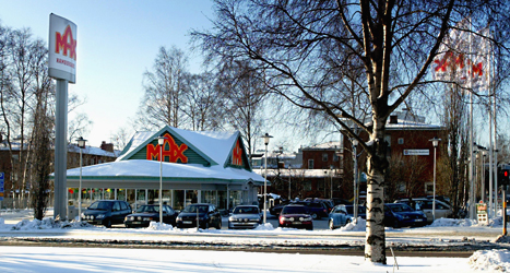 Folk är arga på chefen för restaurangkedjan Max. Foto: Pontus Lundahl/TT.