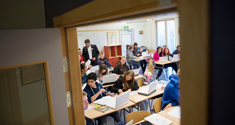 Vänsterpartiet tycker inte att företag ska tjäna pengar på att äga skolor. Foto: TT