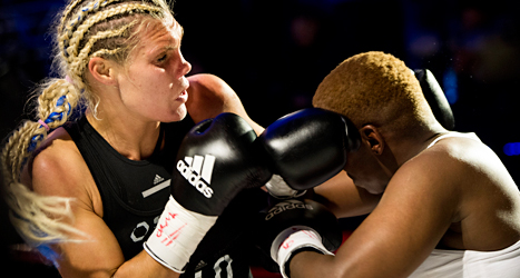 Mikaela Laurén i matchen mot Esther Mashiya från Sydafrika.
Foto: Pontus Lundahl/TT.