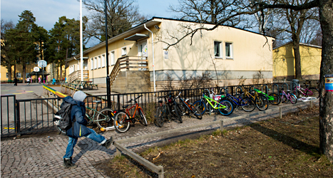 Ska föräldrarna välja skola åt sina barn? Eller ska barnen gå i den skola som är närmast? Foto: TT