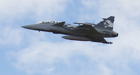 Stridsflygplanet Jas Gripen görs av företaget Saab i Linköping. Foto:Peter Klauzer/TT.
