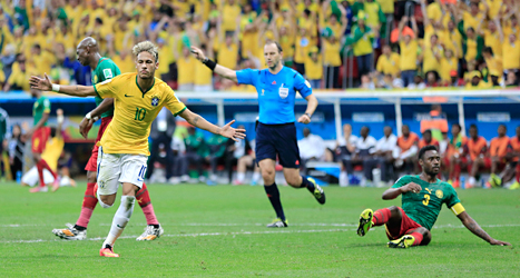 Neymar var fantastisk i matchen mot Kamerun. Han gjorde två mål och var bäst på plan. Foto: Bernat Amargue/TT.