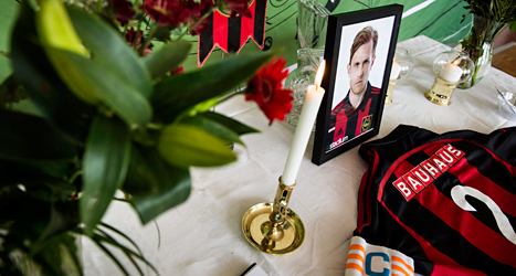 Många sörjer fotbollsspelaren Pontus Segerström som dog i cancer.
Foto: Pontus Lundahl/TT.