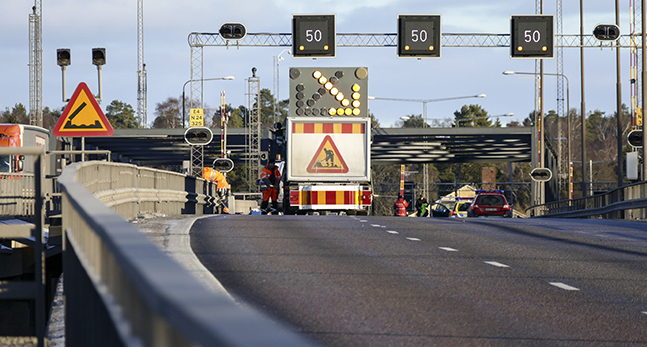 Motorvägsbron i Södertälje.