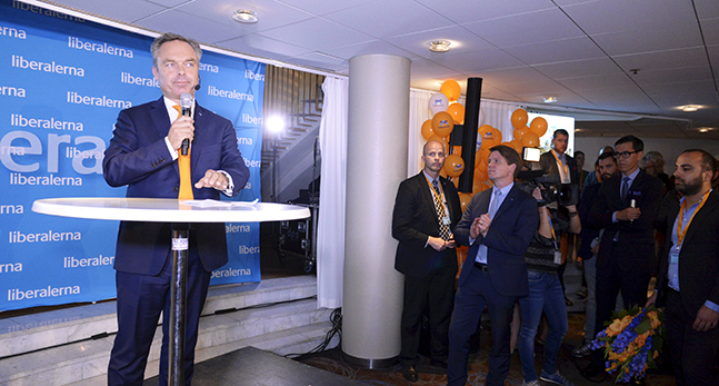 Folkpartiets ledare Jan Björklund talar.