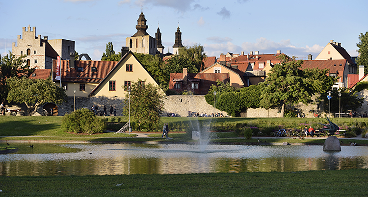 Almedalen i Visby.
