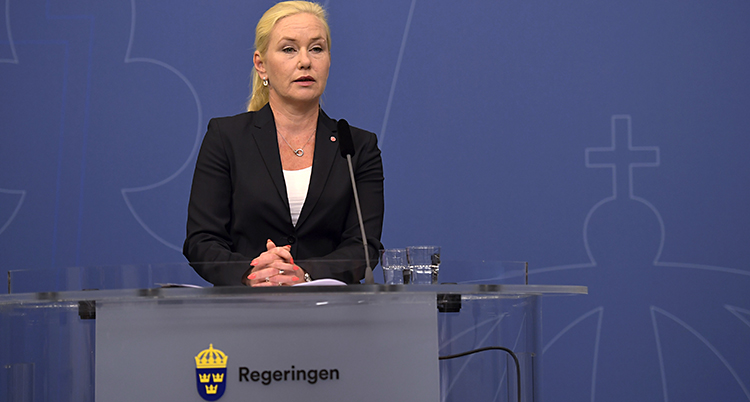 Anna Johansson är minister i Sveriges regering