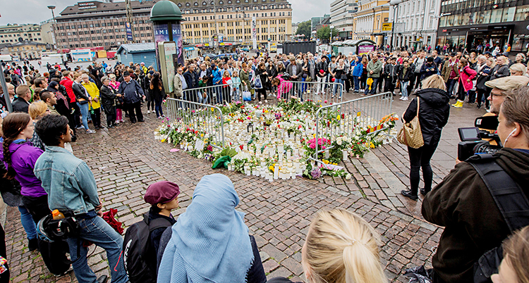 Blommor på torget i Åbo