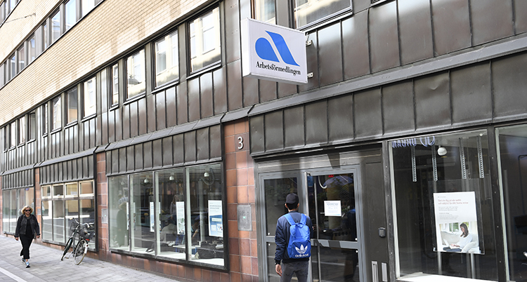 Arbetsförmedlingen ska stängas, säger Alliansen