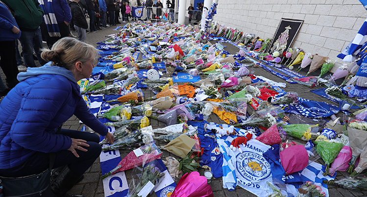 Blommor vid Leicesters arena.