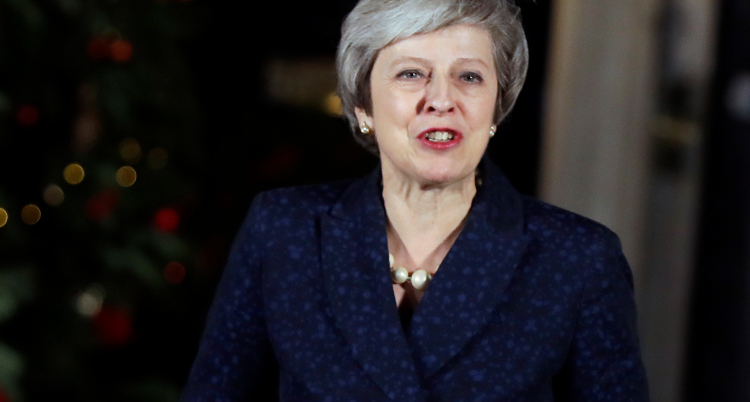 Storbritanniens ledare Theresa May pratar.