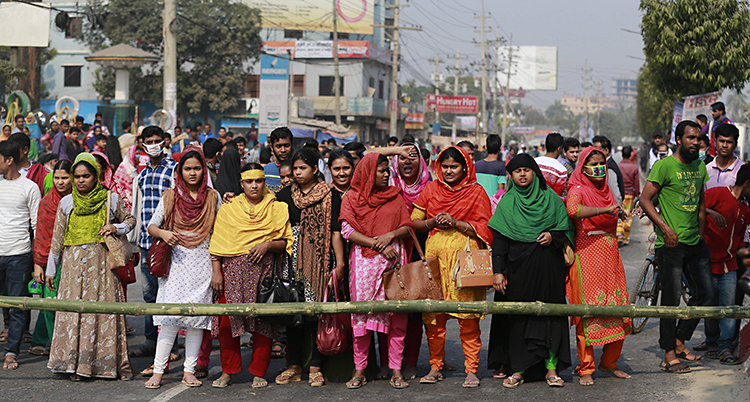Strejkande arbetare i Bangladesh