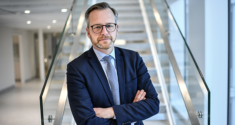 Minister Mikael Damberg.