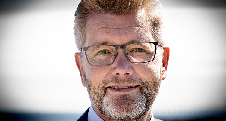 en ansiktsbild på politikern.