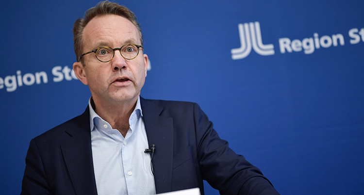 Björn Eriksson på pressträffen.