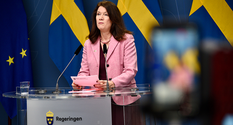 ann linde på presskonferensen.