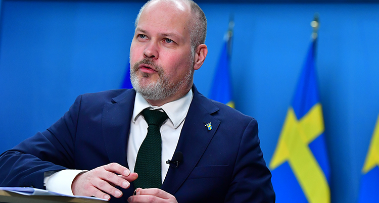 morgan johansson pratar.
