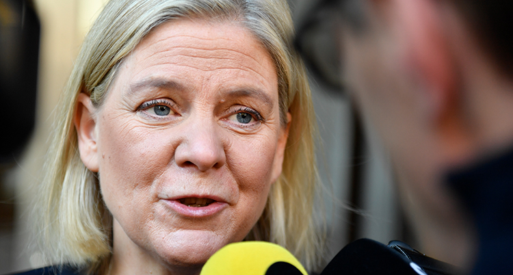 Magdalena Anderssons ansikte.
