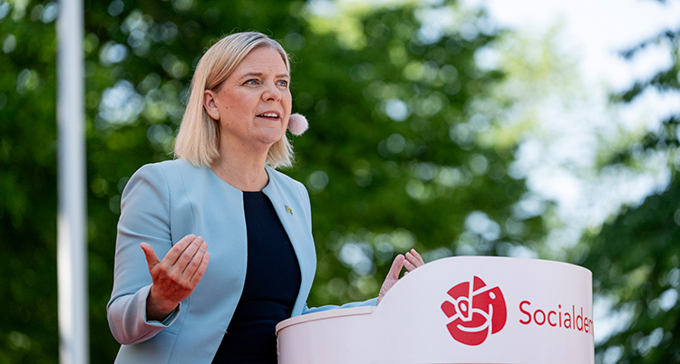 VISBY, SVERIGE 20250626 Socialdemokraternas partiledare Magdalena Andersson (S) håller tal under politikerveckan i Almedalen. Foto: Christine Olsson / TT / Kod 10430