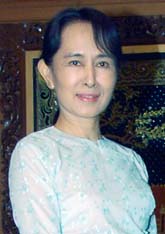 Aung San Suu Kyi har länge kämpat för Burmas folk. Foto: AP Photo/Scanpix