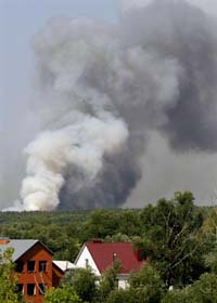 Det brinner utanför staden Voronezh 50 mil från Moskva. Foto: Michail Metzel/Scanpix