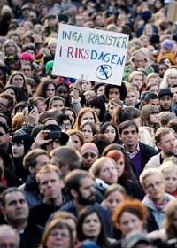 Tio tusen demonstrerade på Sergels Torg i Stockholm. Foto: Anders Wiklund/Scanpix