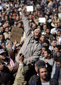 Protesterna i Egypten fortsätter. Foto: Ben Curtis/Scanpix