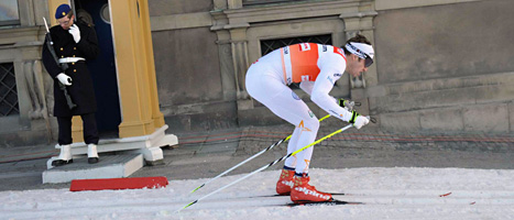 Teodor Peterson orkade inte följa när norrmannen Brandsdal satte fart.
Foto: Jens Lestrade/Scanpix