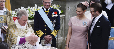 Prinsessan Estelle döptes av ärkebiskop Anders Wejryd. Foto: Scanpix