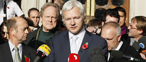 Julian Assange tror att Sverige kommer att behandla honom orättvist. Foto: Kate Wigglesworth/Scanpix