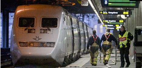 Ett tåg brann på Stockholms central i helgen. Foto: Bertil Enevåg/Scanpix