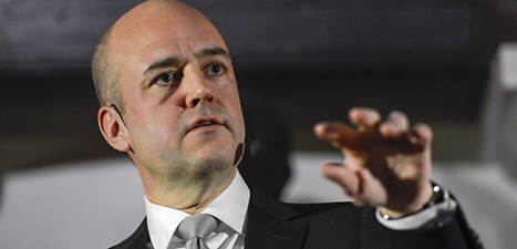 Statsminister Fredrik Reinfeldt lovade i somras fler jobb åt unga. Nu kan statsministern få svårt att hålla sitt löfte. Foto: Henrik Montgomery/Scanpix.