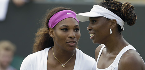 Serena Williams och hennes syster Venus. Foto: Alastair Grant/Scanpix.