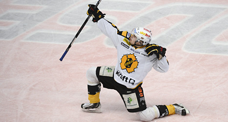 Skellefteås Viktor Arvidsson firar sitt mål mot Linköping.
Foto. Henrik montgomery/Scanpix.