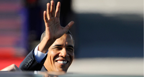 President Barack Obama vinkade glatt när han landat i Stockholm. Foto: Erik Mårtensson/ Scanpix