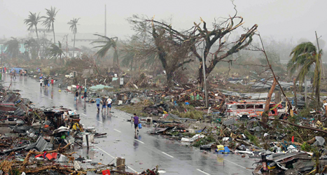 Staden Tacloban förstördes helt av ovädret Haiyan. Foto: Bullit Marquez/TT.