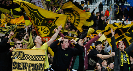 Det är fullt med folk på det tyska laget Borussia Dortmunds matcher.
Foto: Claude Paris/TT.