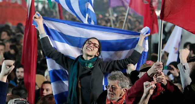 Glada greker firar valet