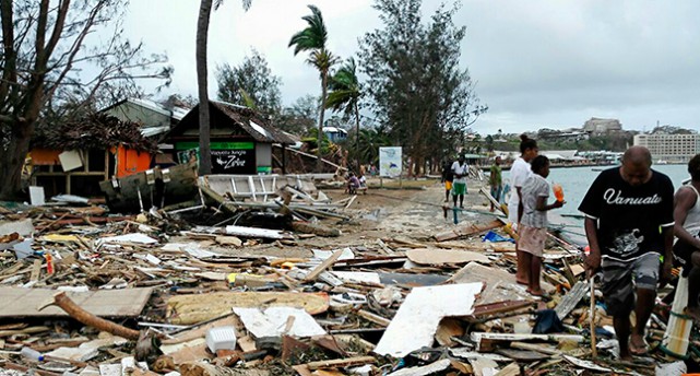 förstörda hus i Vanuatu