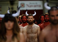 Demonstranter i pamplona