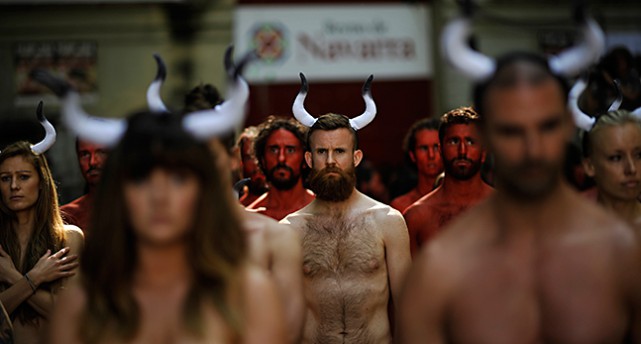 Demonstranter i pamplona