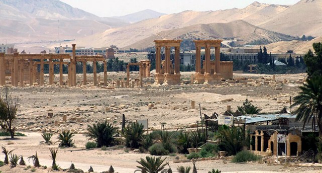 Skadade byggnader i Palmyra.